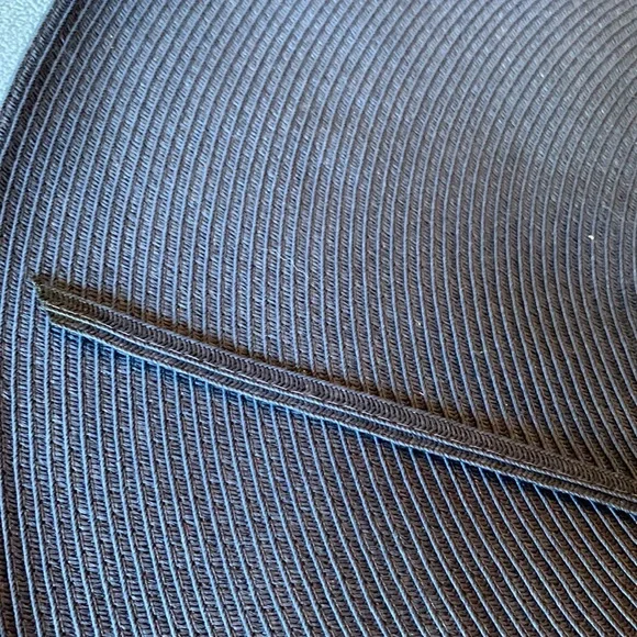 San Diego Hat Company 23” Extremely wide brim, navy straw sun hat w Liz scarf - Picture 10 of 14